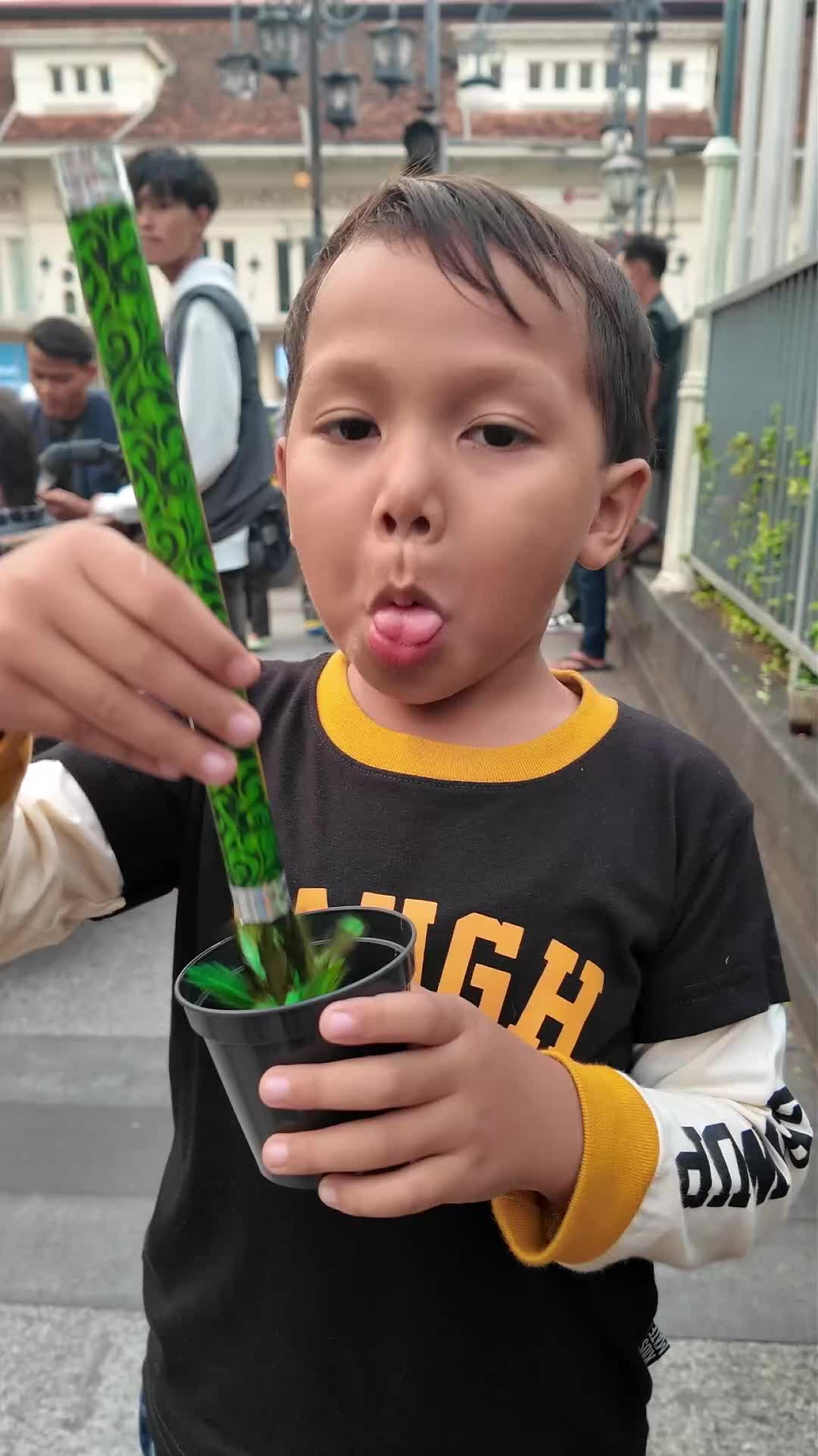 Siapa yg lama main HPnya?