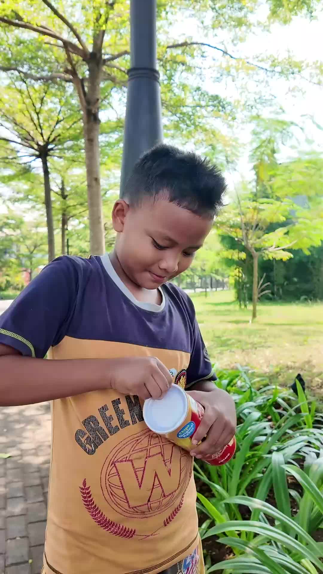 Ada yg main hp lebih lama?